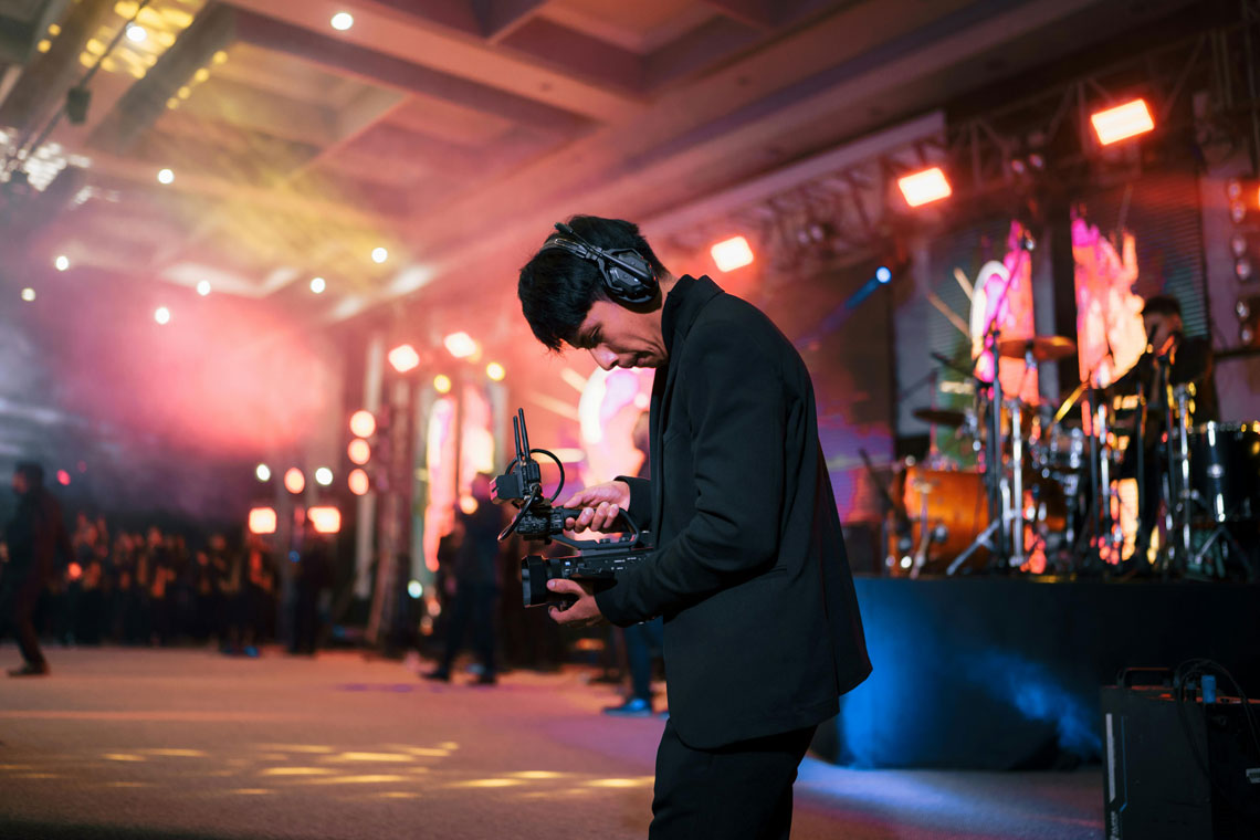 Praise Videographer Programs